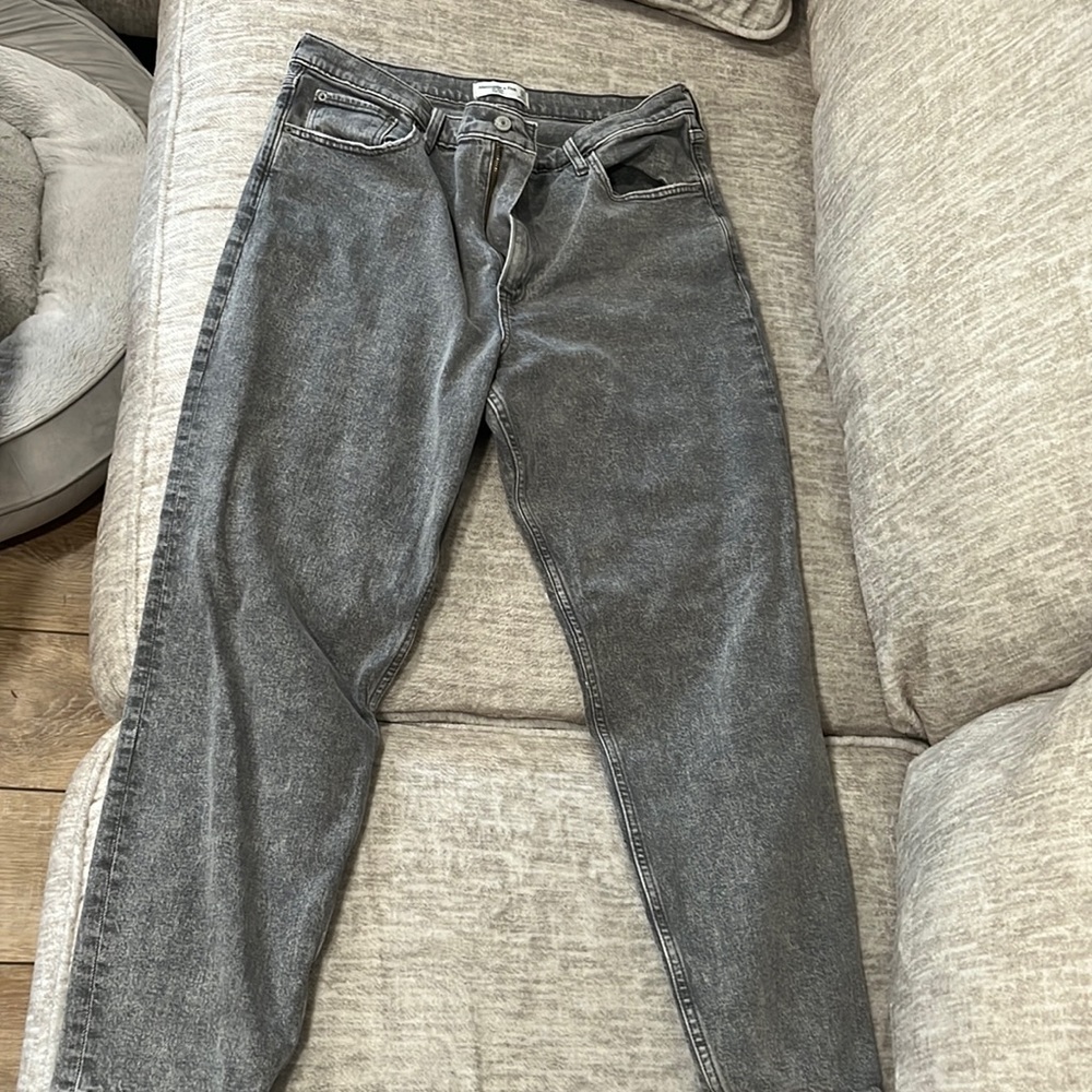 Abercrombie & Fitch mom high rise jeans